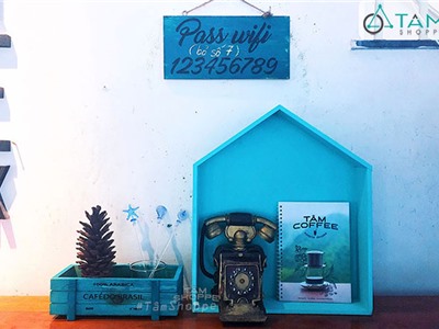 Nhà gỗ trang trí sơn màu theo yêu cầu